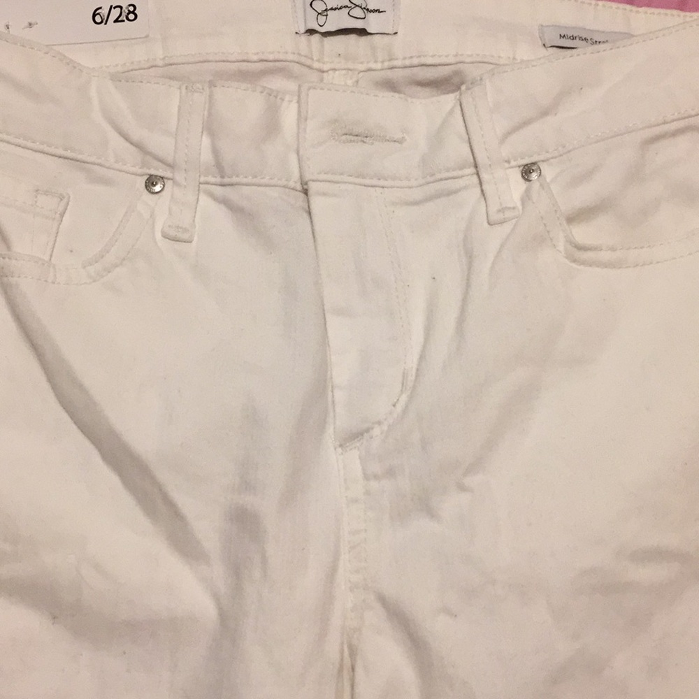 Never worn! Butt Sculpting White Jeans